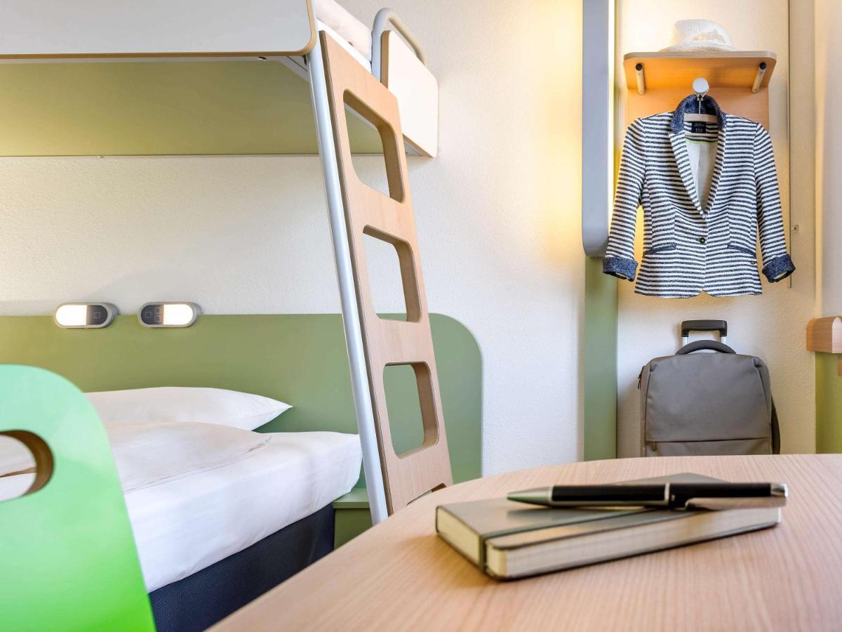 Ibis Budget Монбельяр Экстерьер фото